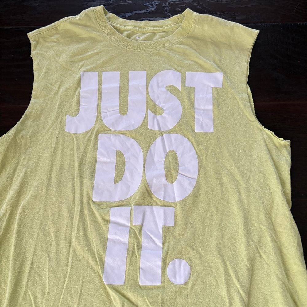 Nike Just Do It Yellow Sleeveless Muscle Tee - Picture 2 of 8